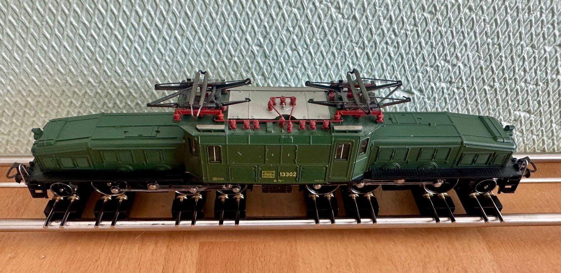 Märklin Modelleisenbahnen: Märklin SBB Krokodil 3356 – Gebraucht aus Oftringen von ib.85