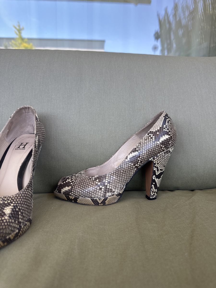 Tommy Hilfiger Scarpe da donna: HILFIGER Python Snakeskin Leather Heels - Size 39 - Chic! – Usato da Berneck venduto da E_ZLK