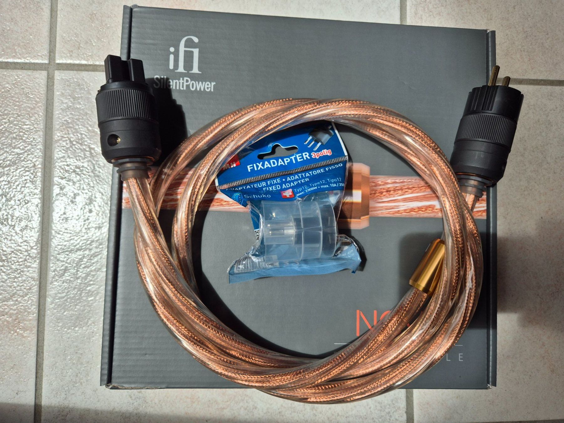 Cavi: Ifi SilentPower Nova Audiophiles Stromkabel / CH-Fixadapter – Usato da Beringen venduto da 2015ursh 2