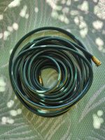 Gartenschlauch, grün, neuwertig - Ideal für den Garten!