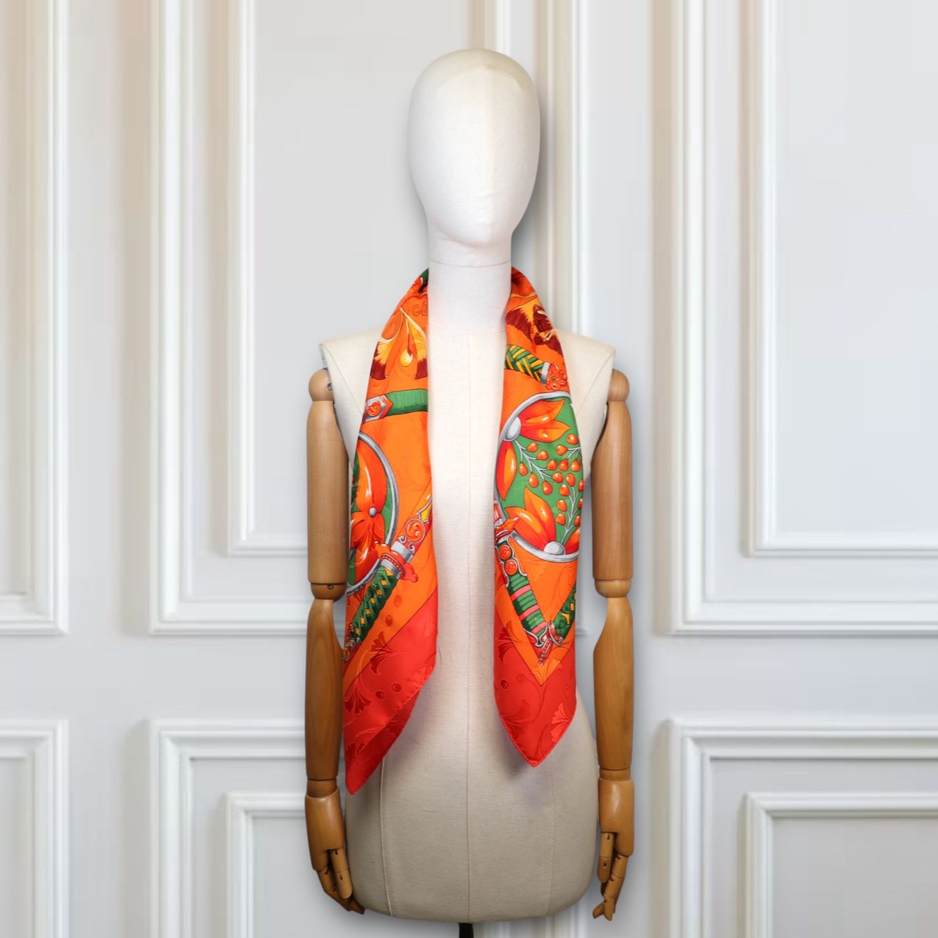 Hermès Foulard & Sciarpe: Hermès Carré "Daïmyo" orange – Usato da Binningen venduto da Designerlabels 3