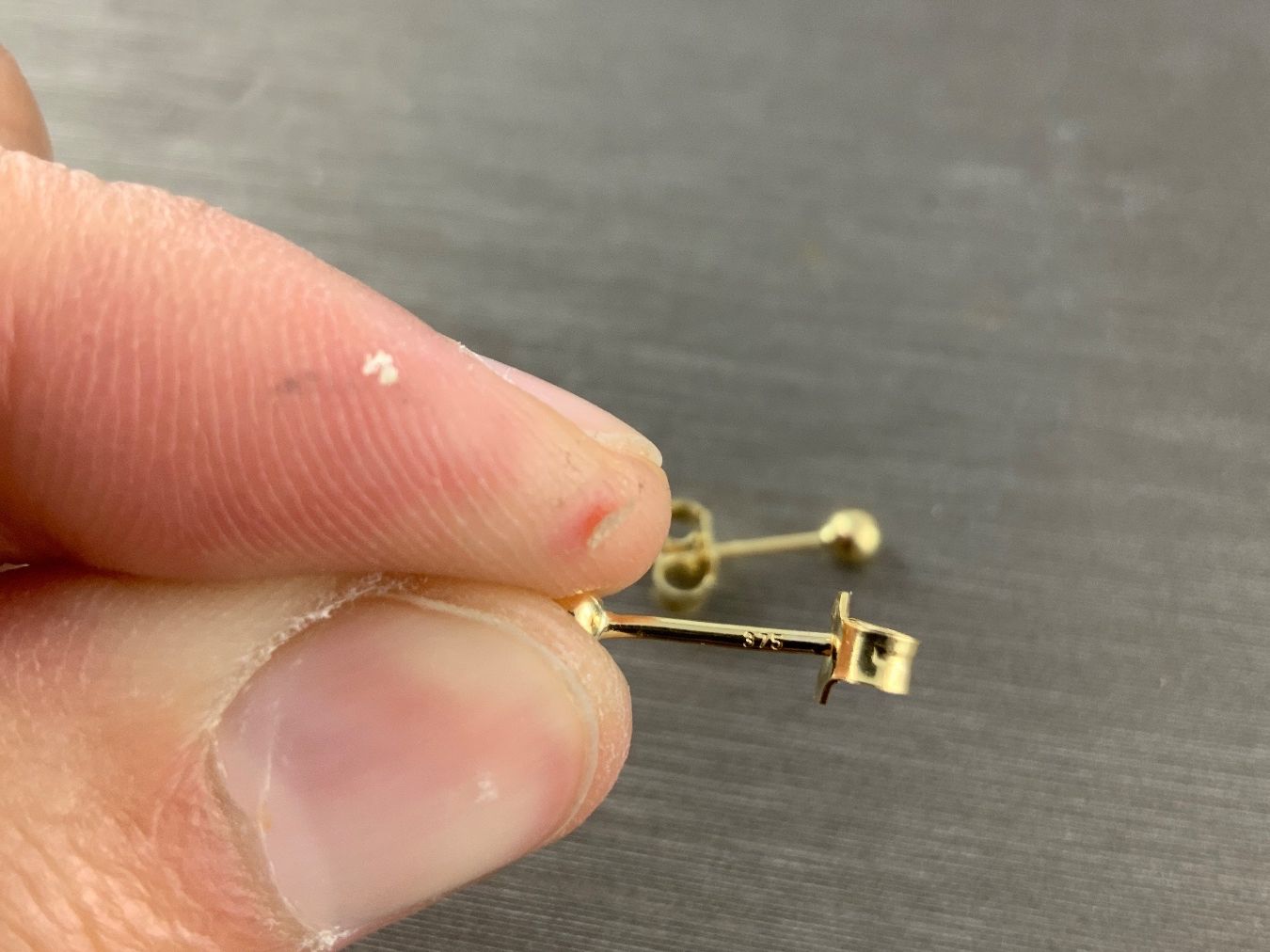 Orecchini pendenti & Orecchini a lobo: Ohrstecker 375 Gold – Usato da Niederuzwil venduto da leo_8857 1