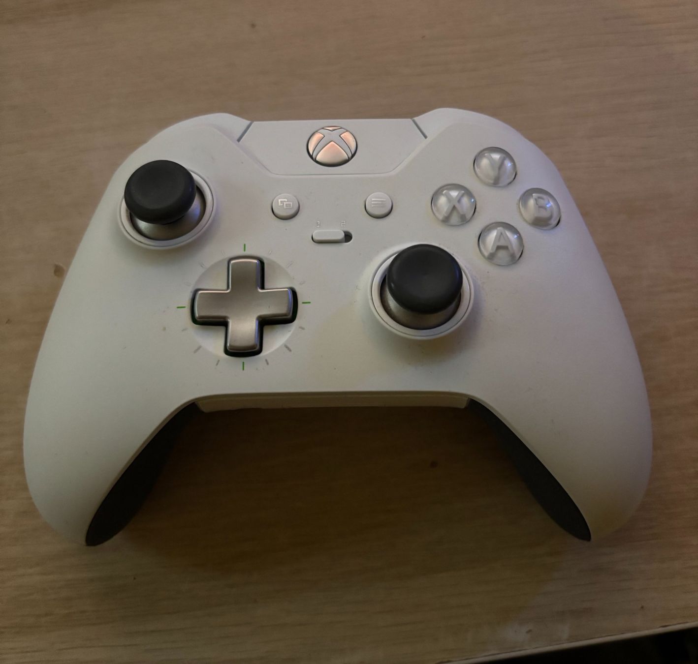 Microsoft Konsolen: Xbox Series S Bundle + Elite Controller & Headset – Gebraucht aus Wolfhalden von Robin0205 2