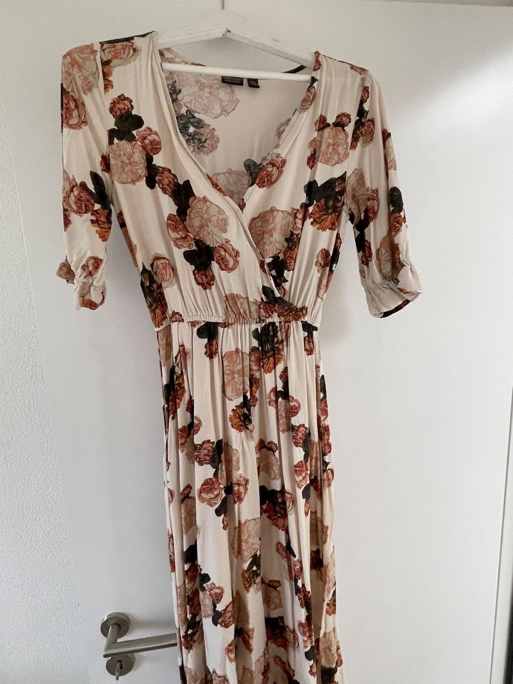 Vestiti: Kleid mit Blumenmuster, Gr. XS – Usato da Nidau venduto da sve_2thh 1