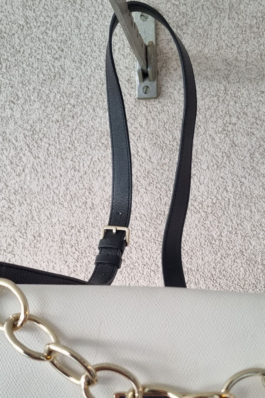 Guess Borse da donna: Guess USA Ledertasche – Usato da Oberriet SG venduto da gimidrip 3