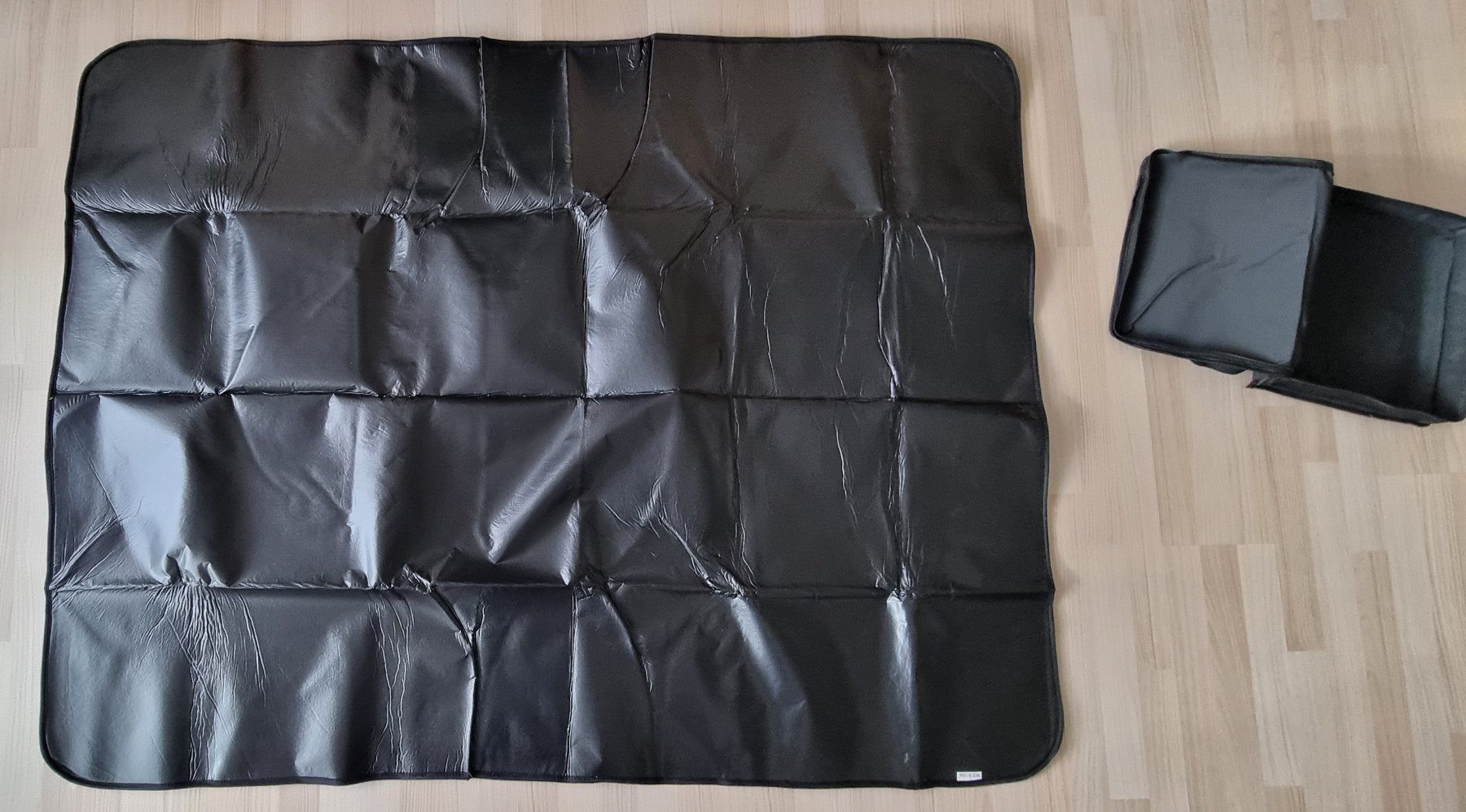 Coperte: Picknickdecke mit Tragtasche. NEU UND UNGEBRAUCHT – Nuovo e nell'imballaggio originale da Oetwil am See venduto da fineli2 3