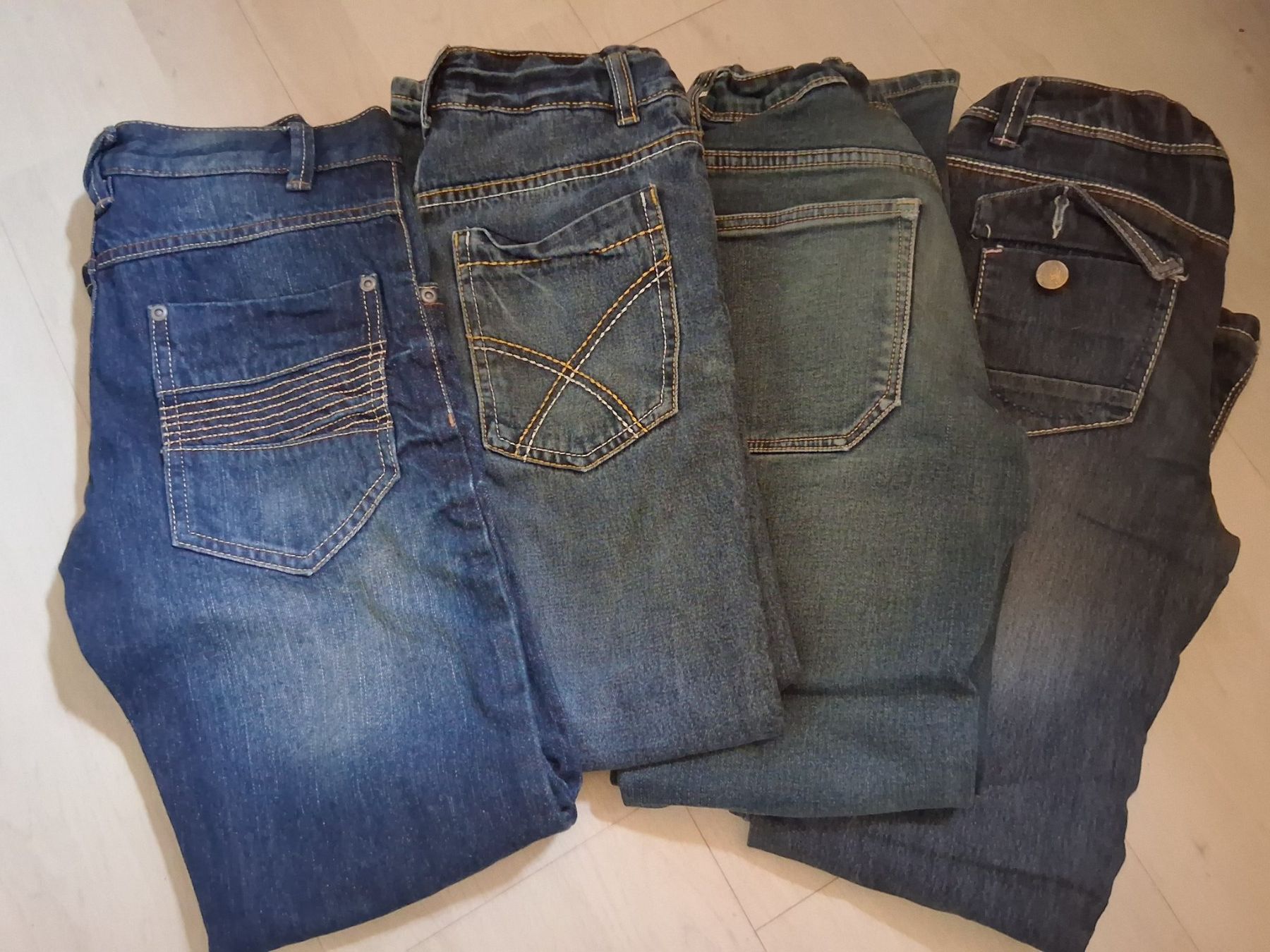 Pantaloni: 4 Top Jeans in gr 140 – Usato da Astano venduto da mclotto 2