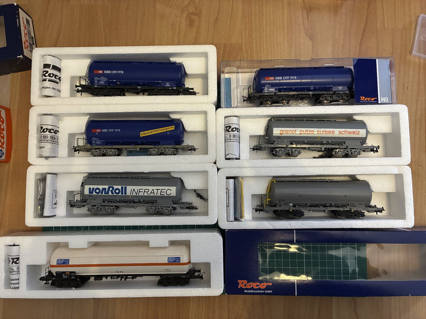 Roco Modellini di ferrovie: Roco set de 7 wagons citerne – Usato da Colombier NE venduto da Etifloyd2