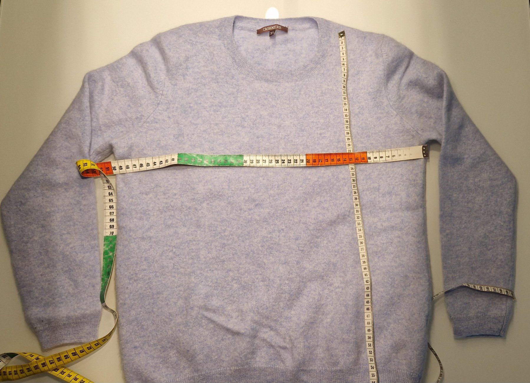 Maglioni & Felpe: Pullover, aus 100% Kaschmir – Usato da Obergösgen venduto da js9_h6hp 1