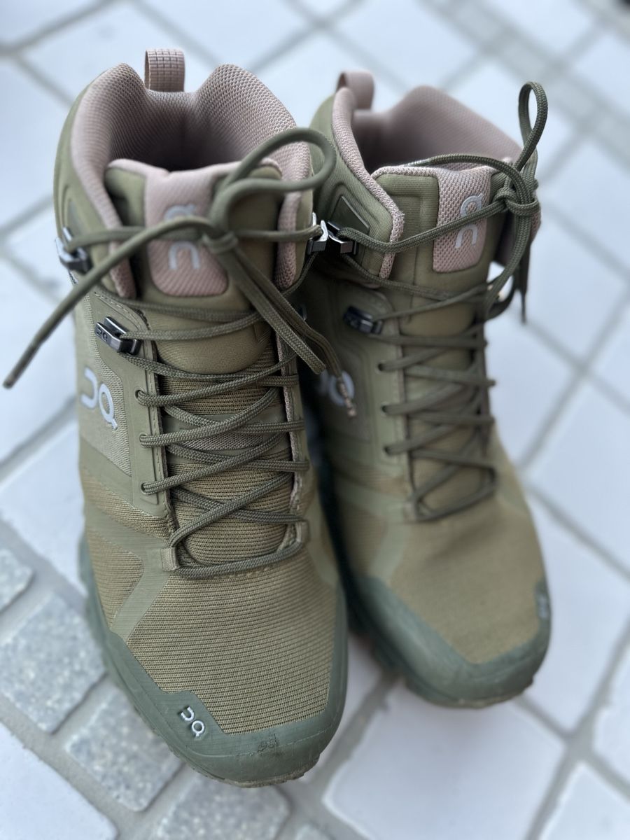 On Damenschuhe: ON Damen Wanderschuhe  Waterproof  Gr 40 – Gebraucht aus Seuzach von Kingman11 3