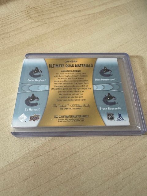 NHL Sammelbilder & Trading cards: Ultimate Quad Materials Vancouver – Gebraucht aus Toffen von Domy1 1