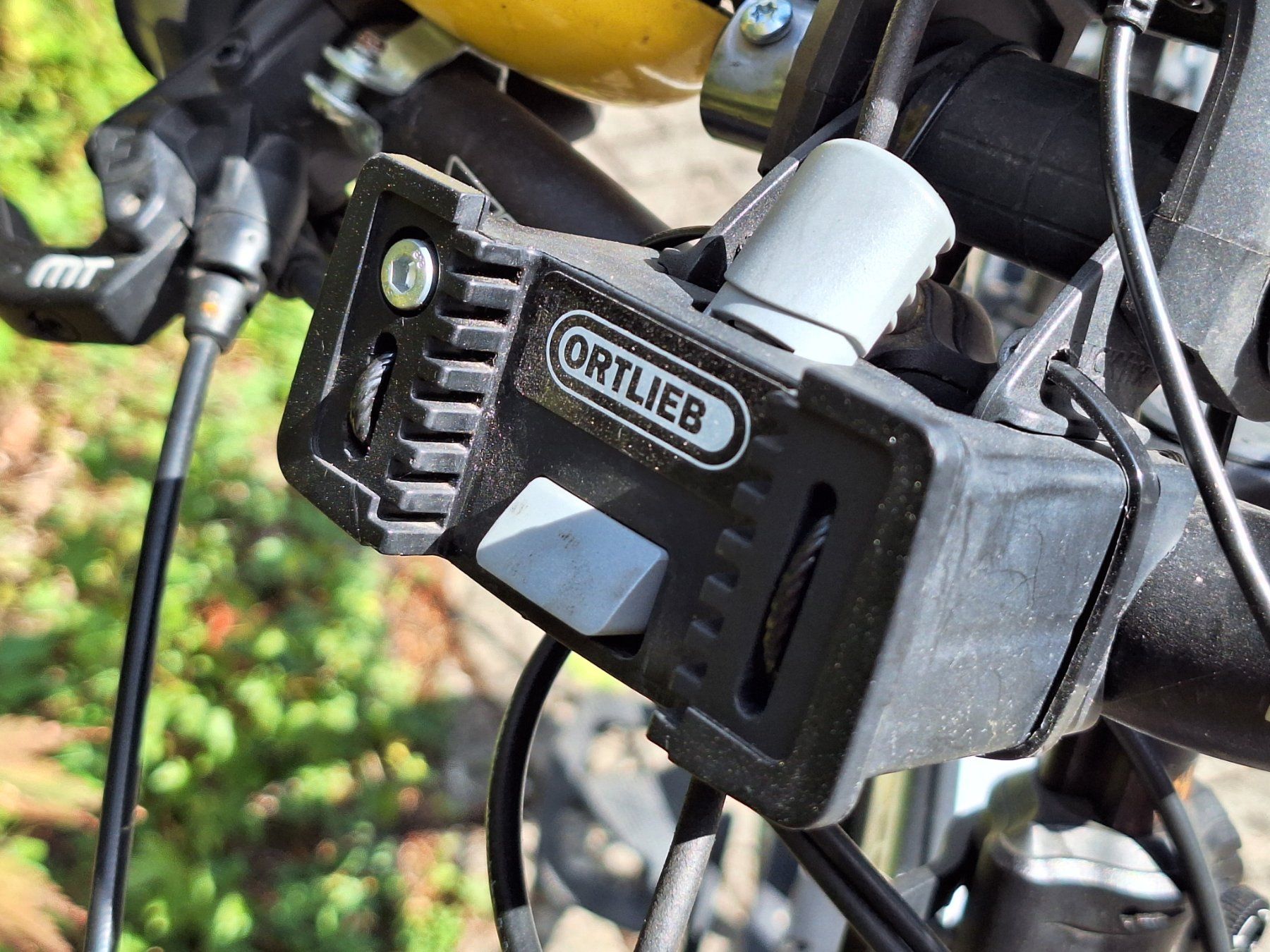 Bosch Biciclette: Spätsommer - ab aufs E-Bike! – Usato da Nussbaumen AG venduto da _marketender_ 8