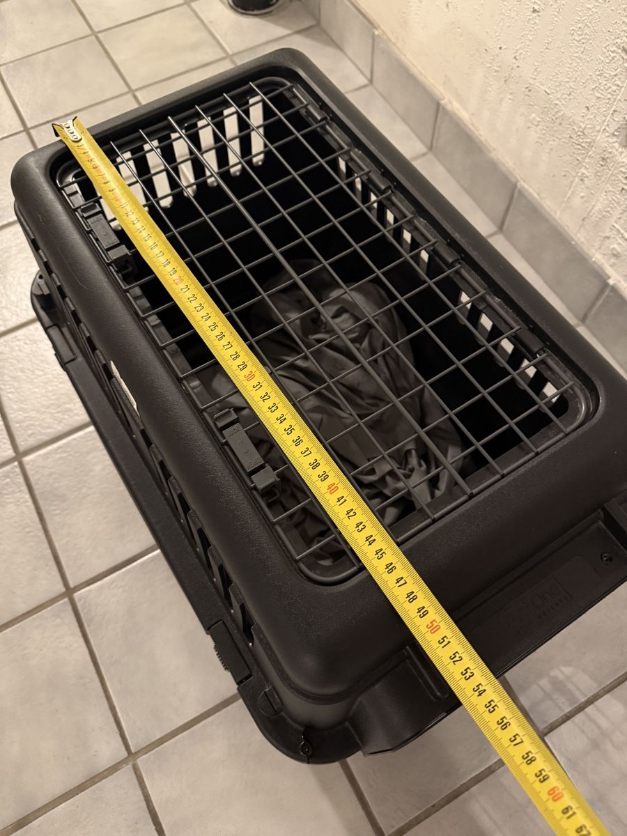 Cages, transport & sécurité: Hundebox  – D'occasion à Herisau par GK25 3