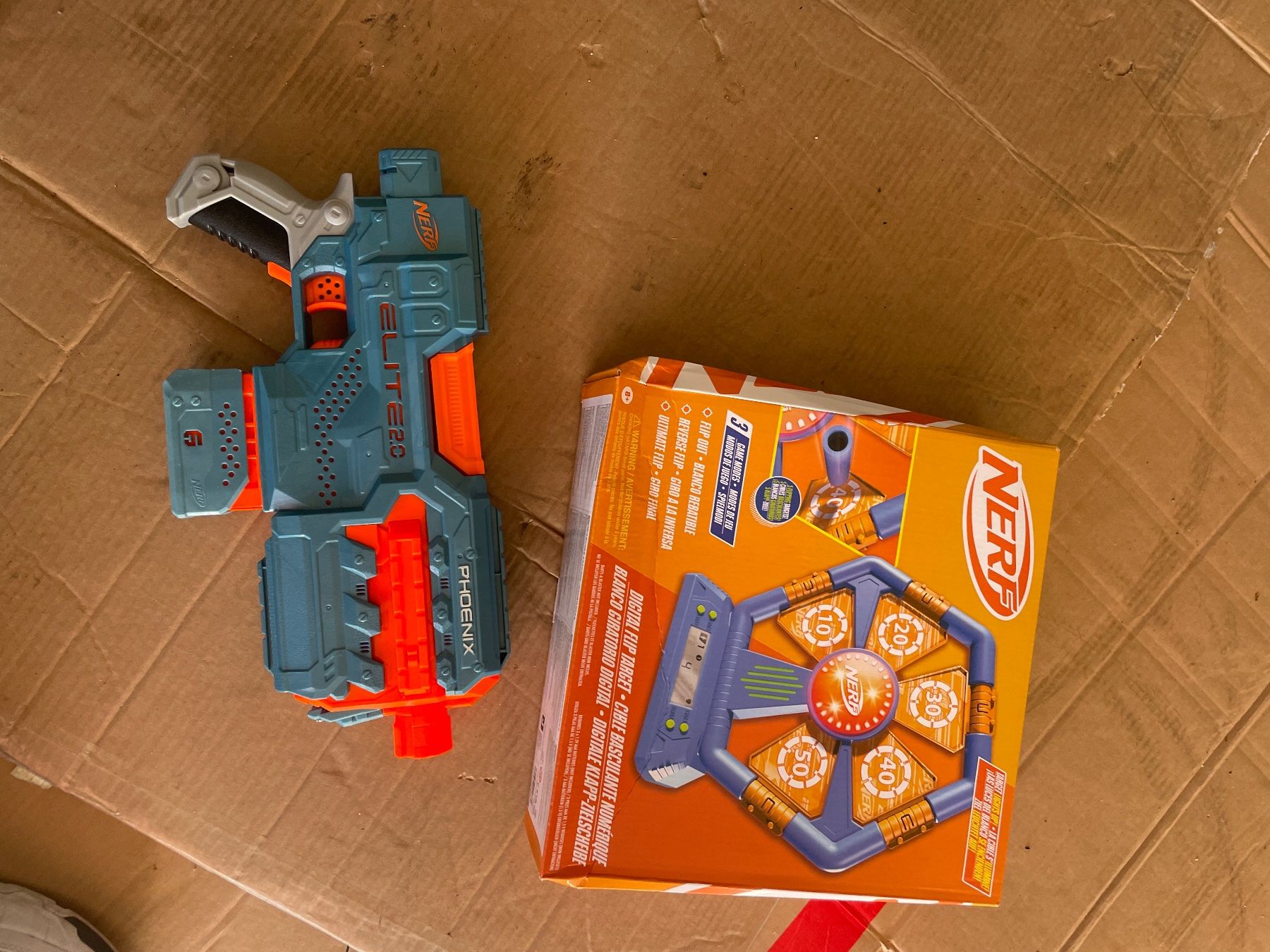 Nerf Giocattoli: NERF Digital Flip Target inkl Nerf (Verpackungsschaden) – Nuovo (secondo la descrizione) da Olten venduto da HoYa01