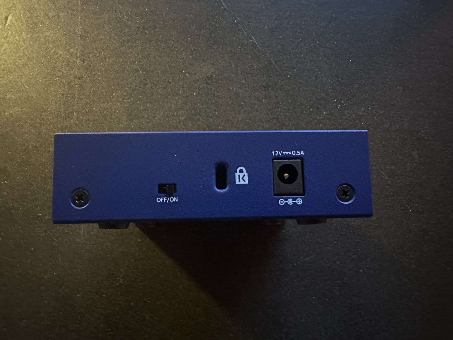 Netgear Hub & Switch: Netgear Prosafe FS105 – Usato da Corserey venduto da Albooster 4