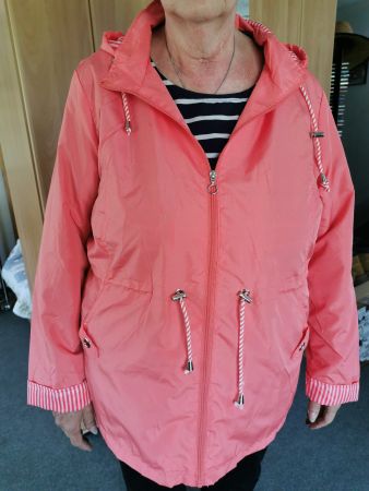 Sommerjacke, leichte Jacke, Grösse XL, neuwertig!