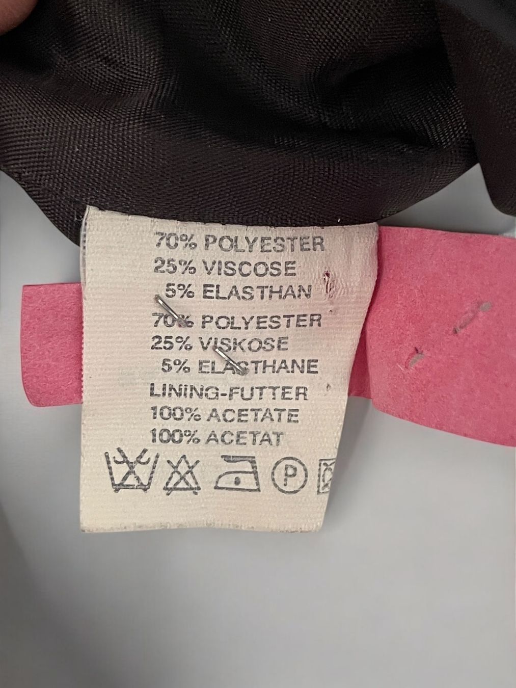 Top: Etui-Top Schwarz triangle trends Grösse 38 Damen Oberteil – Usato da Zürich venduto da StudioZH 8