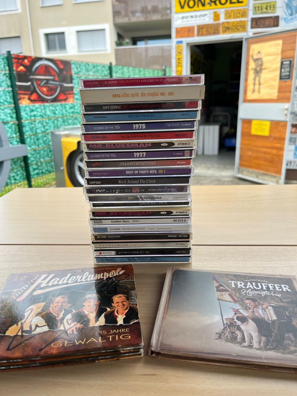 CDs: CD Samlung - Schlager , Traufer , Nena , Haderlumpen etc. – D'occasion à Menziken par Hotdevil1