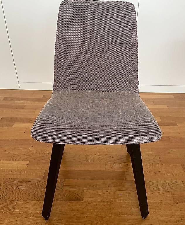 Set di tavolo e panche: Esszimmertisch mit Stühlen (Massivholz v. RESEDA Swiss made) – Usato da Luzern venduto da Wkr 5