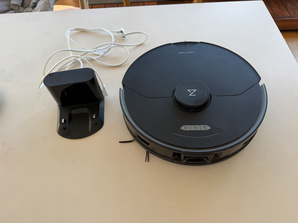 Roborock Aspirapolveri & Accessori: Roborock S7 MaxV + accessories  – Usato da Lausanne venduto da pol_p7w2
