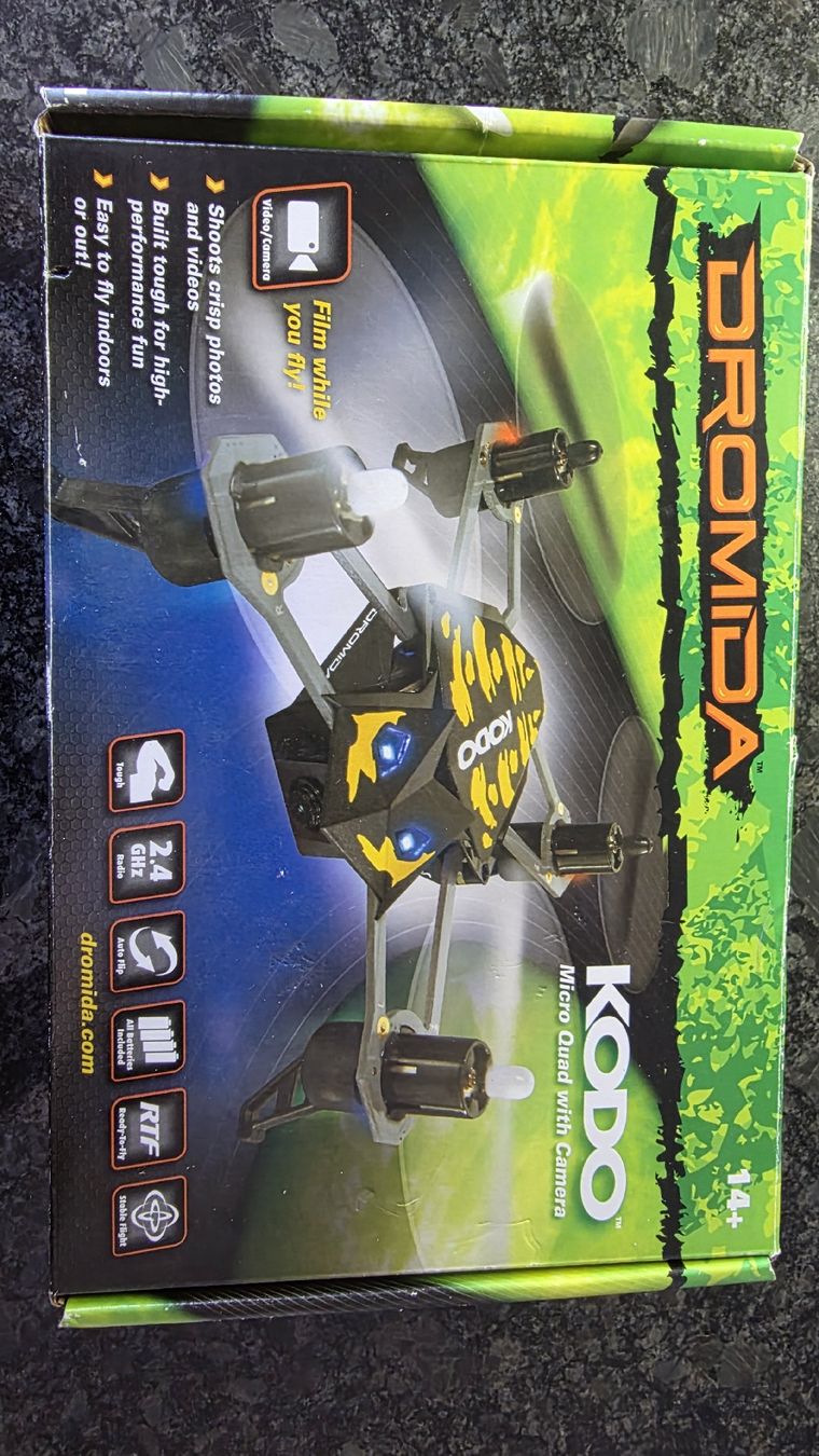 RC Kits de montage: Dromida Kodo Micro Quadcopter RTF mit Kamera – D'occasion à Grüningen par scotus82