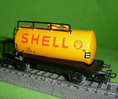 DB Kesselwagen Shell Märklin 4501 Baujahre 1955-1961 zu9M