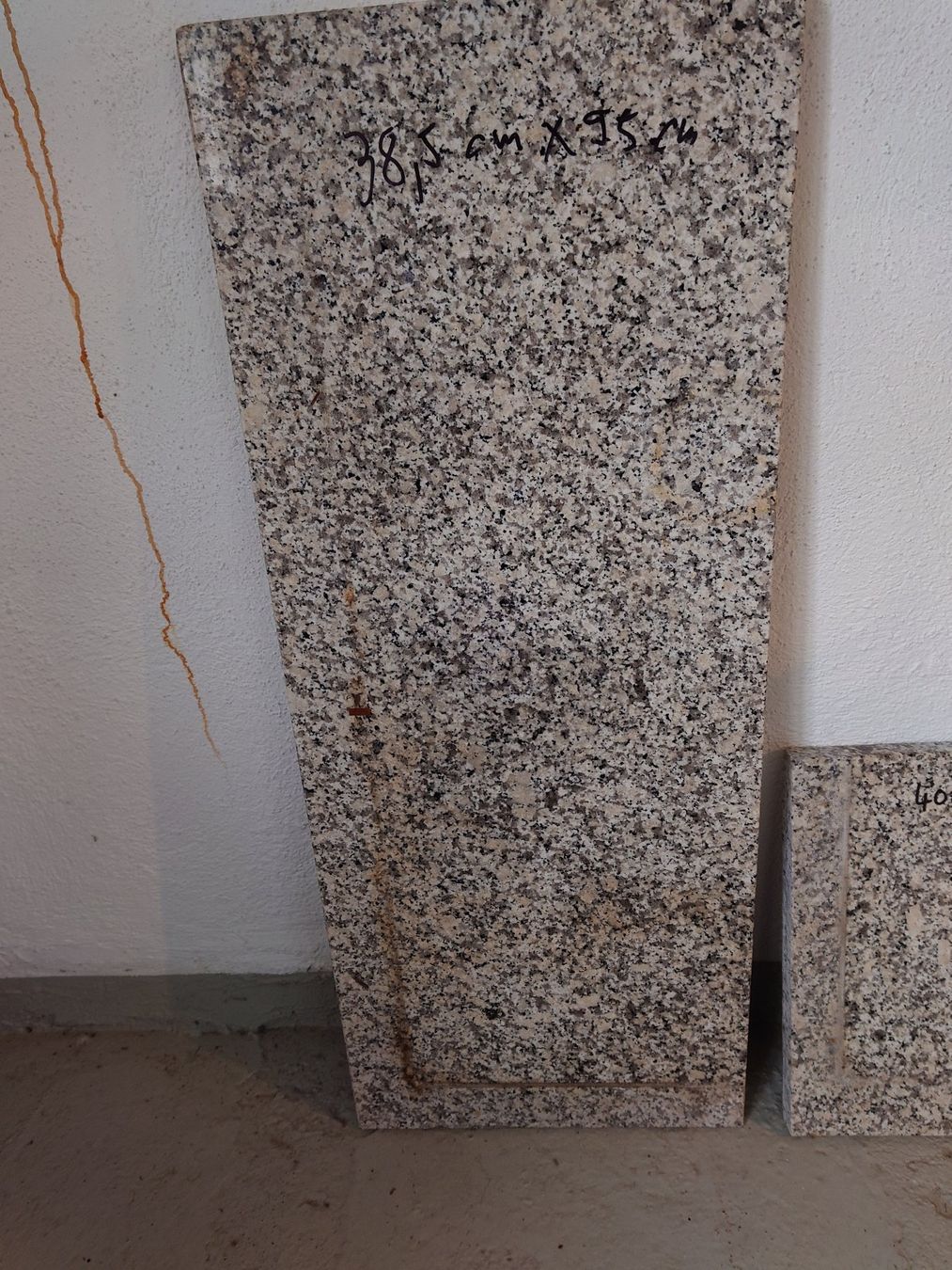 Servierplatten: Granit Platte Regal – Gebraucht aus Bremgarten AG von Piedra58 1