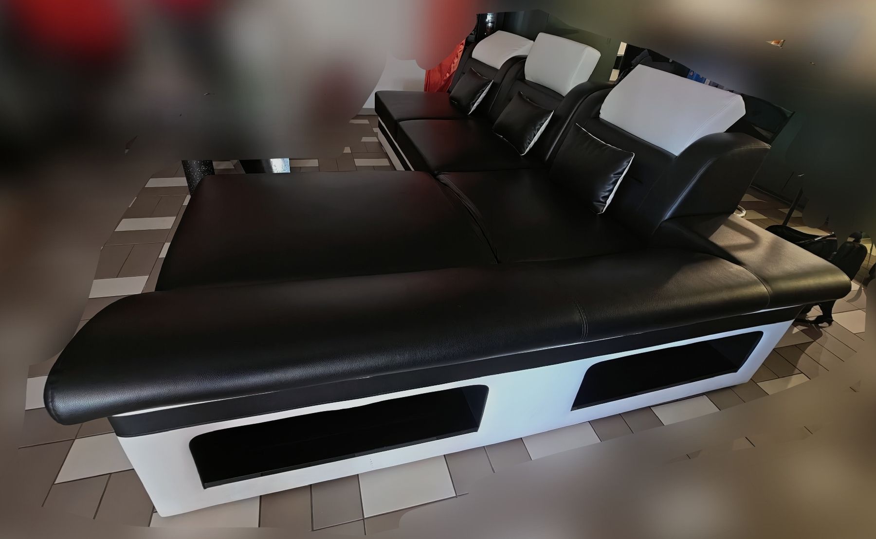 Divani: designer echt leder sofa – Usato da Schlieren venduto da Nemofisch 1