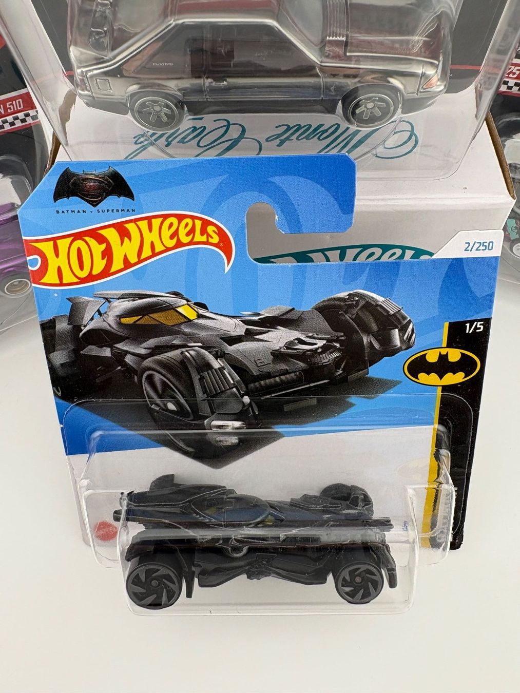 Hot Wheels Modellautos: Hot Wheels Batmobile Batman vs Superman - 2024 - 2/250 – Neu und originalverpackt aus Flawil von HeisseReifen 1