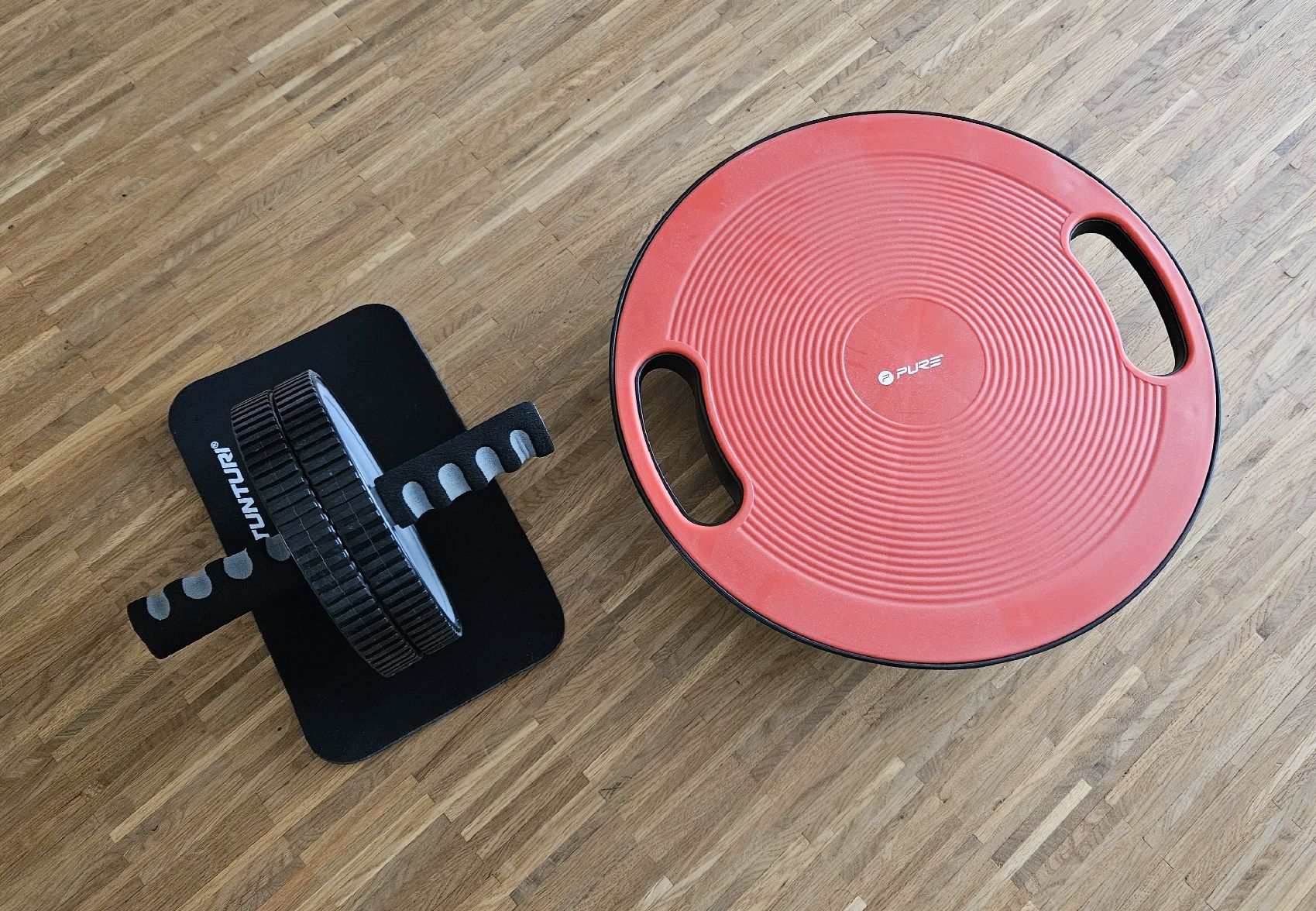 Hometrainer: Fitness Set: Balance Board & Bauchtrainer – Gebraucht aus Cham von