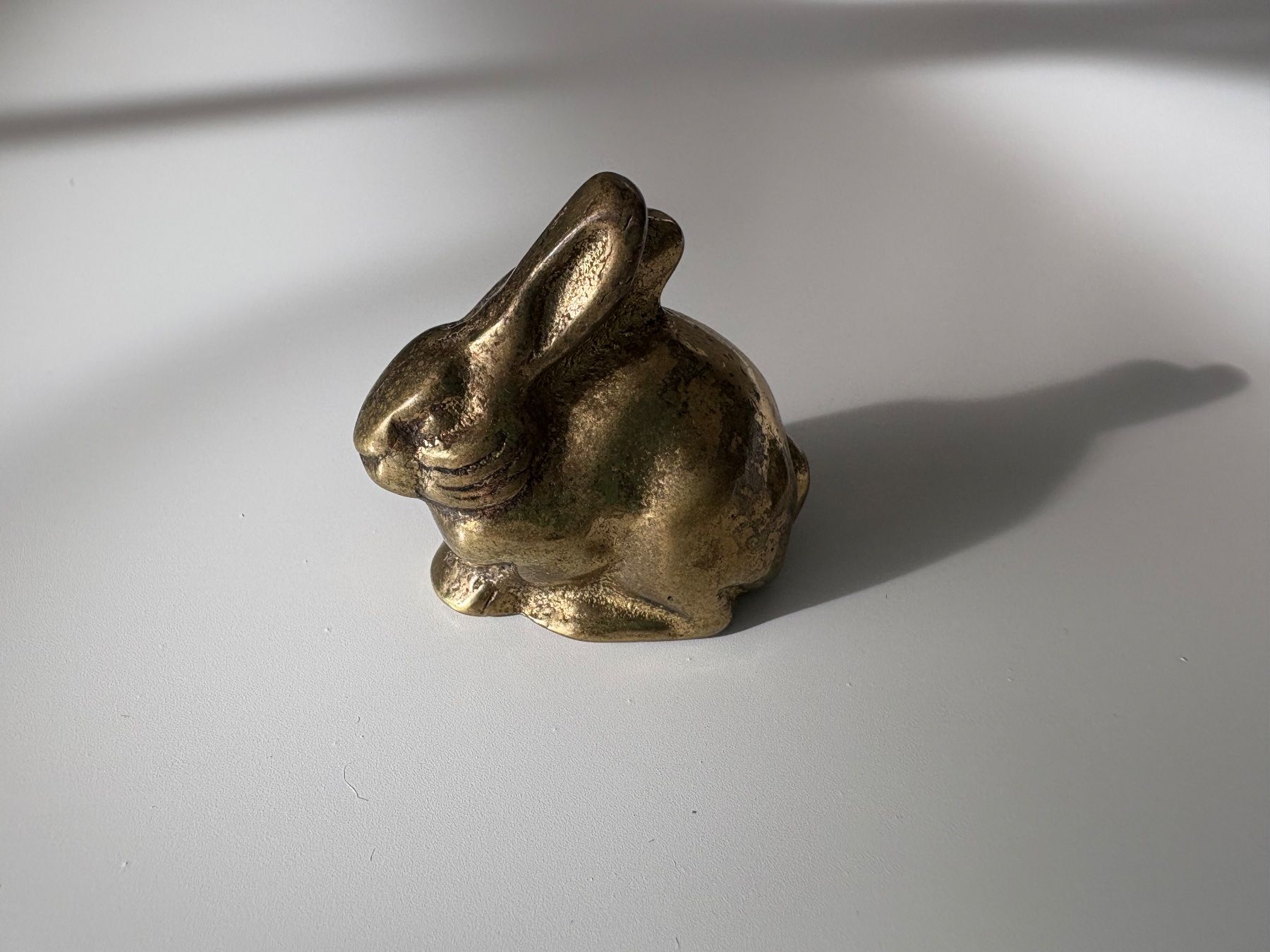 Figuren: 2 Figurines de lapin en laiton, décoration – Gebraucht aus Lausanne von opi_92cn 2