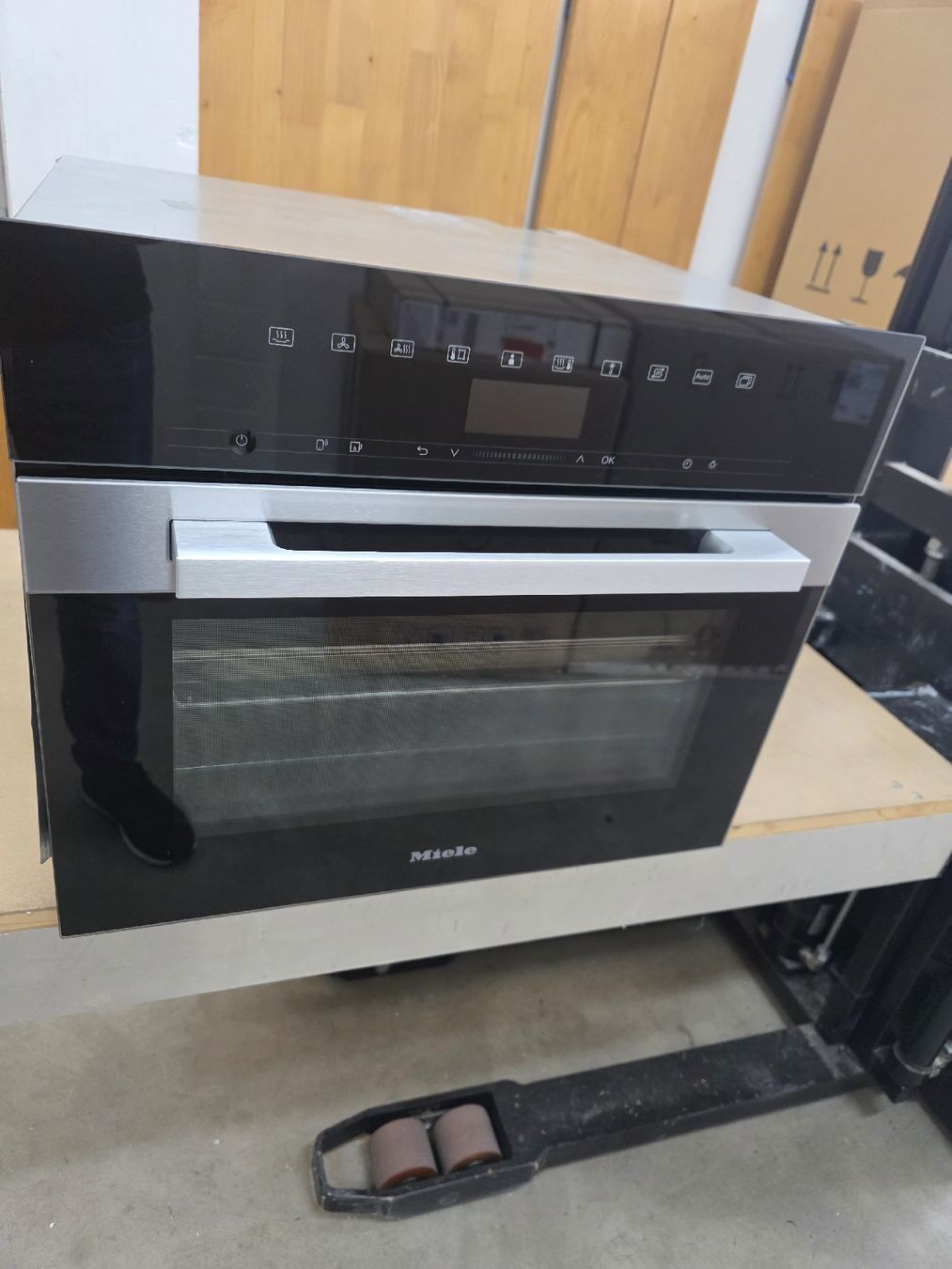 Miele Elettrodomestici da cucina: Miele Dampfbackofen DGC 7445-55 HC Pro – Nuovo (secondo la descrizione) da Egg b. Zürich venduto da Moritz8132 1