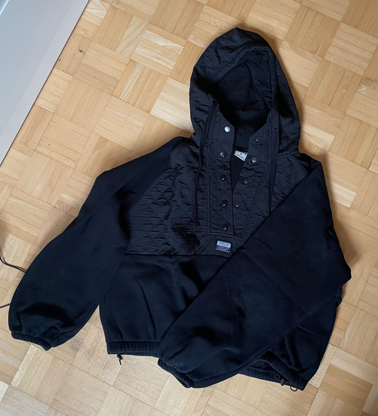 Maglioni & Felpe: Hurley Damen Pullover mit Kapuze – Usato da Zürich venduto da mar_xfn9