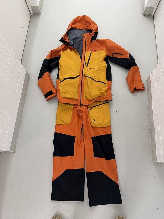 Peak Performance Anzüge, Sport- & Funktionsanzüge: Ensemble Peak Performance Vertical Pro GoreTex – Gebraucht aus Cologny von nic_5h5x