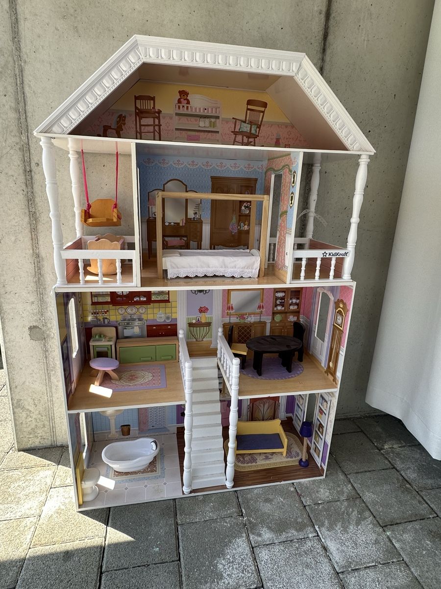 Puppenhäuser & -möbel: Puppenhaus Kidkraft – Gebraucht aus Ormalingen von Cosma13