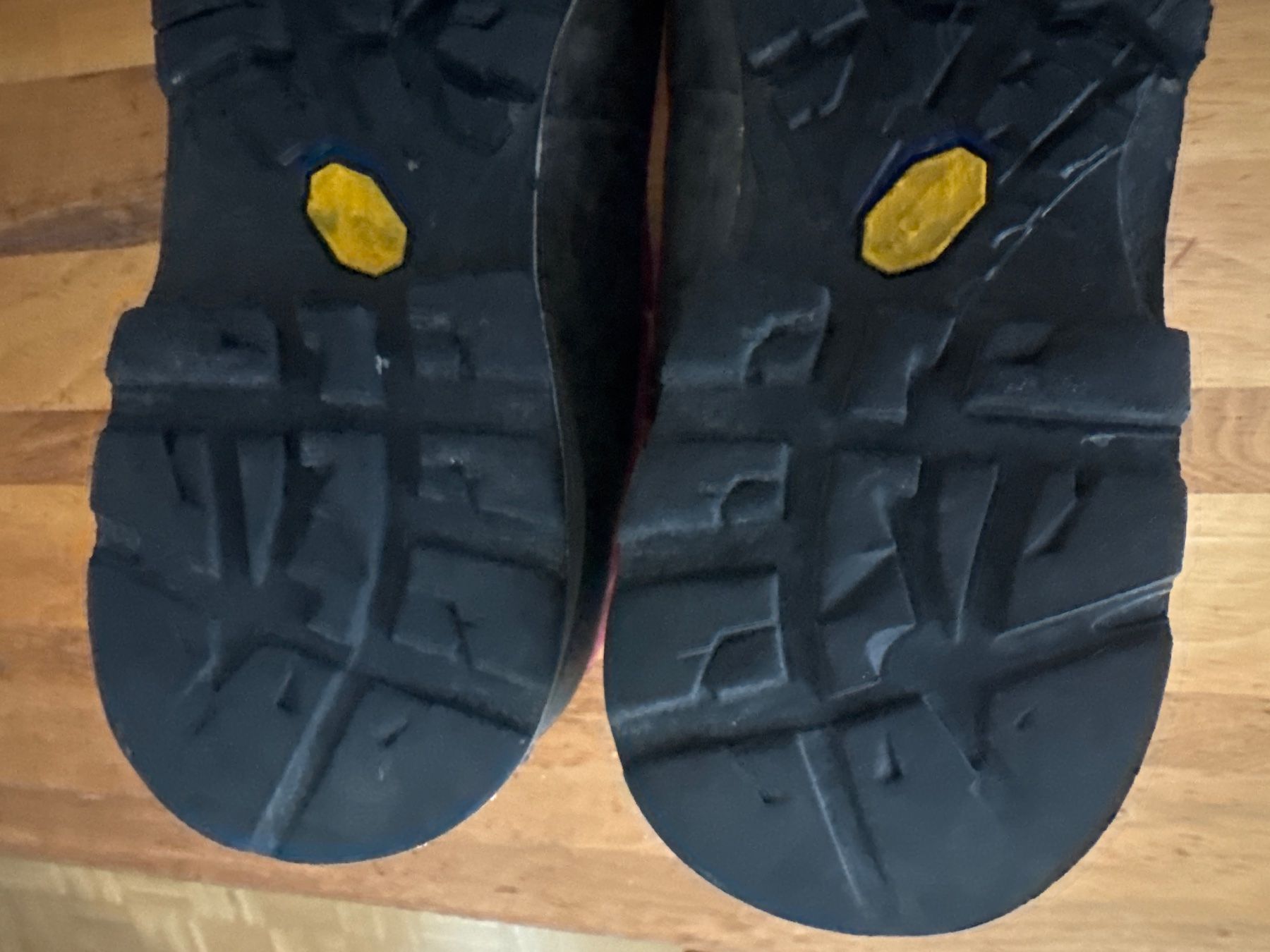 Meindl Scarpe da uomo: Wanderschuhe Meindl Gore-Tex Rot gr 41 – Usato da Zürich venduto da oase69 4