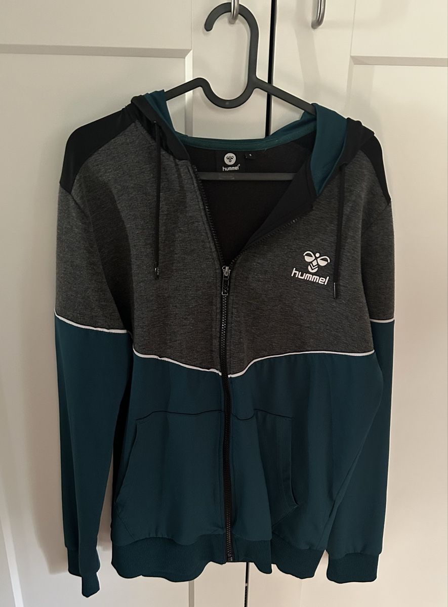 Hummel Giacche: Hummel Jacke, Top Zustand – Nuovo (secondo la descrizione) da Feuerthalen venduto da cel_ine13