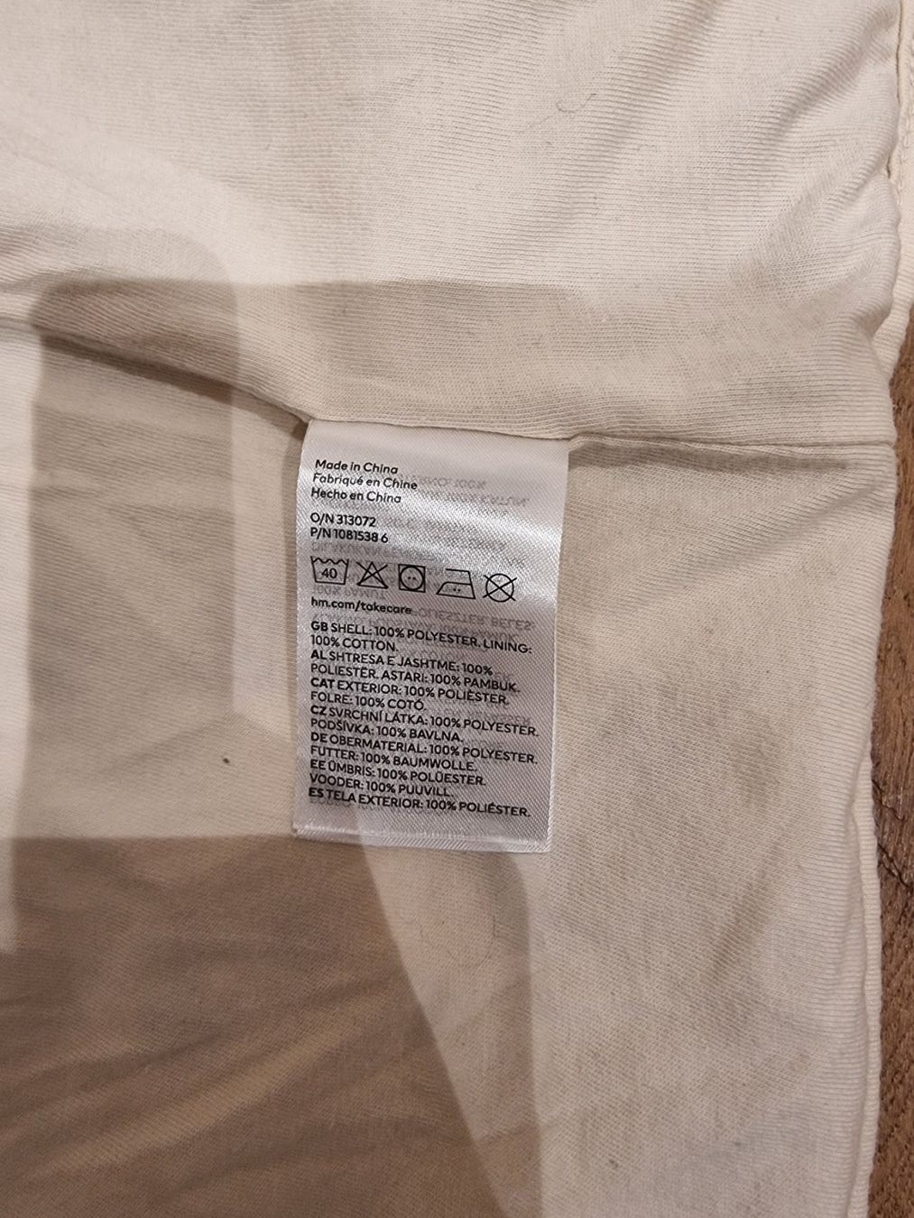 H&M Giacche & Cappotti: Flauschiges Jäggli H&M, 92 – Usato da Buttikon SZ venduto da Limo180 4