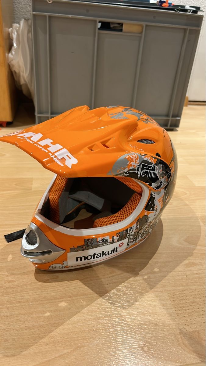 Caschi & visiere: MHR Helm Orange Grösse 57-58  gebraucht – Usato da Elsau venduto da Brusayabese