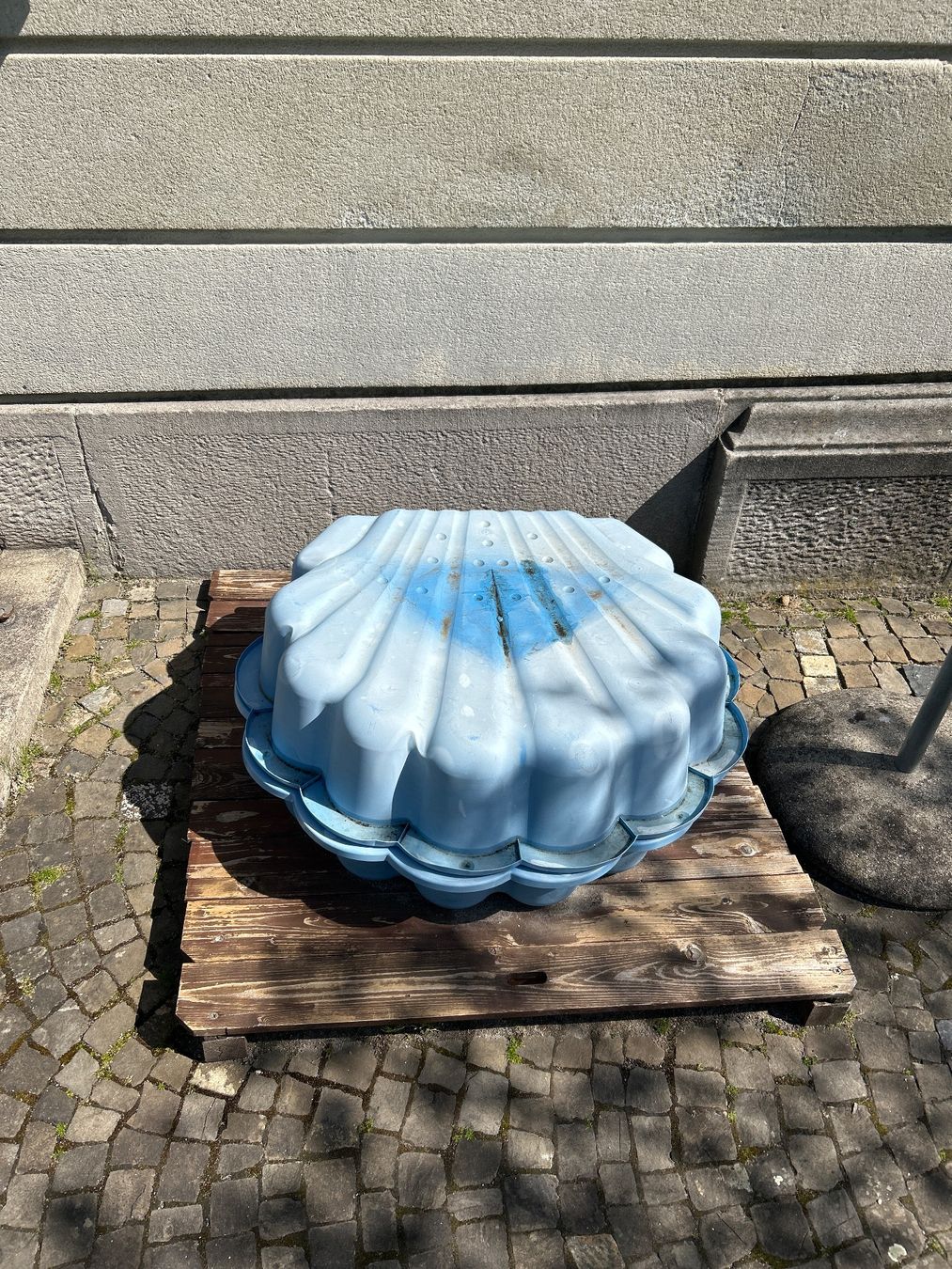 Sabbiera per bambini: Sandkasten/Wassermuschel – Usato da Degersheim venduto da Principessa_90