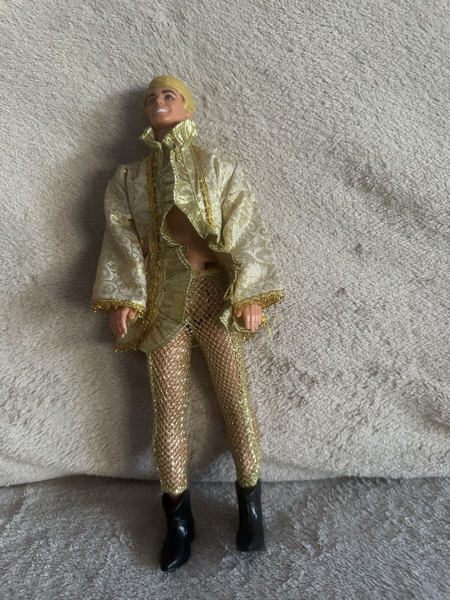 Bambole: Ken in Gold – Usato da Herbriggen venduto da Sehrazade