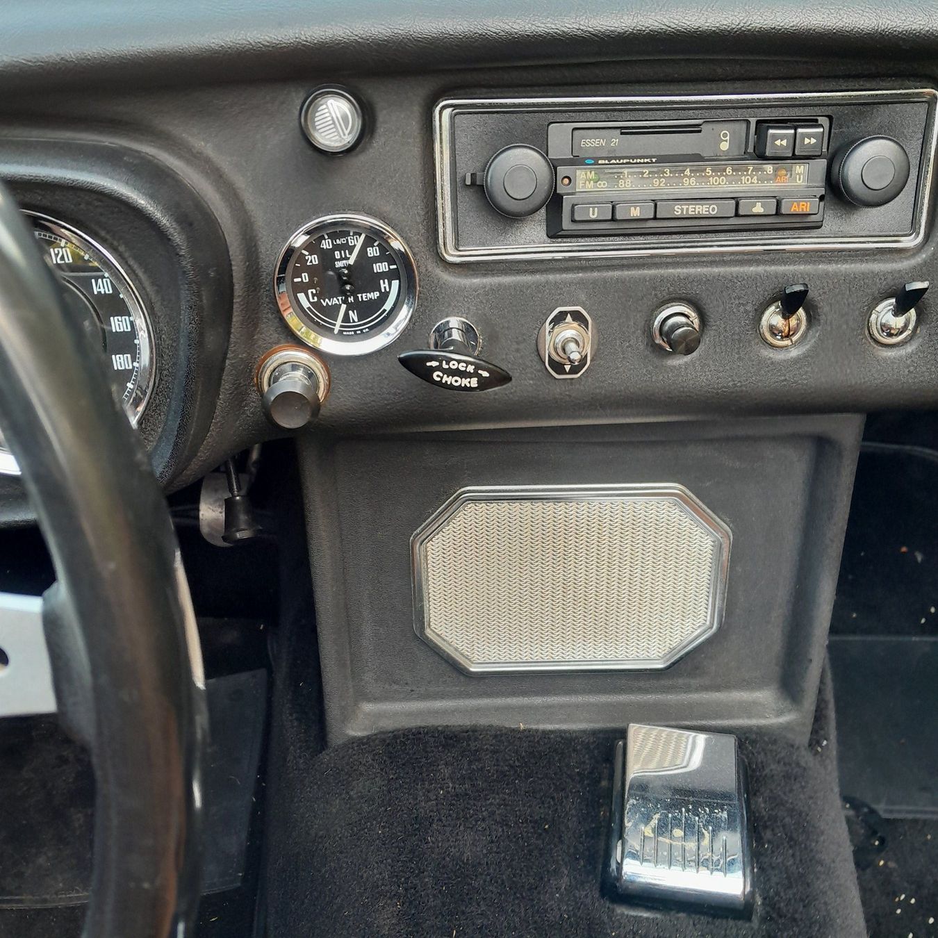 MG Autos: MGB MG B British racing Green en superbe état! – D'occasion à Cuarny par Micro-tracteur 6