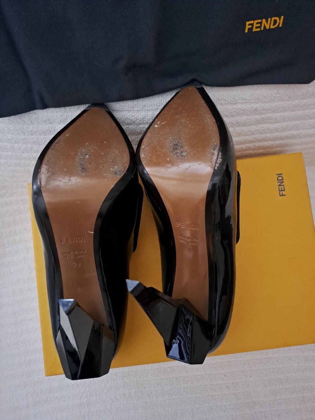 Fendi Damenschuhe: Chaussures Fendi – Neu (gemäss Beschreibung) aus Genève von Cinely 4