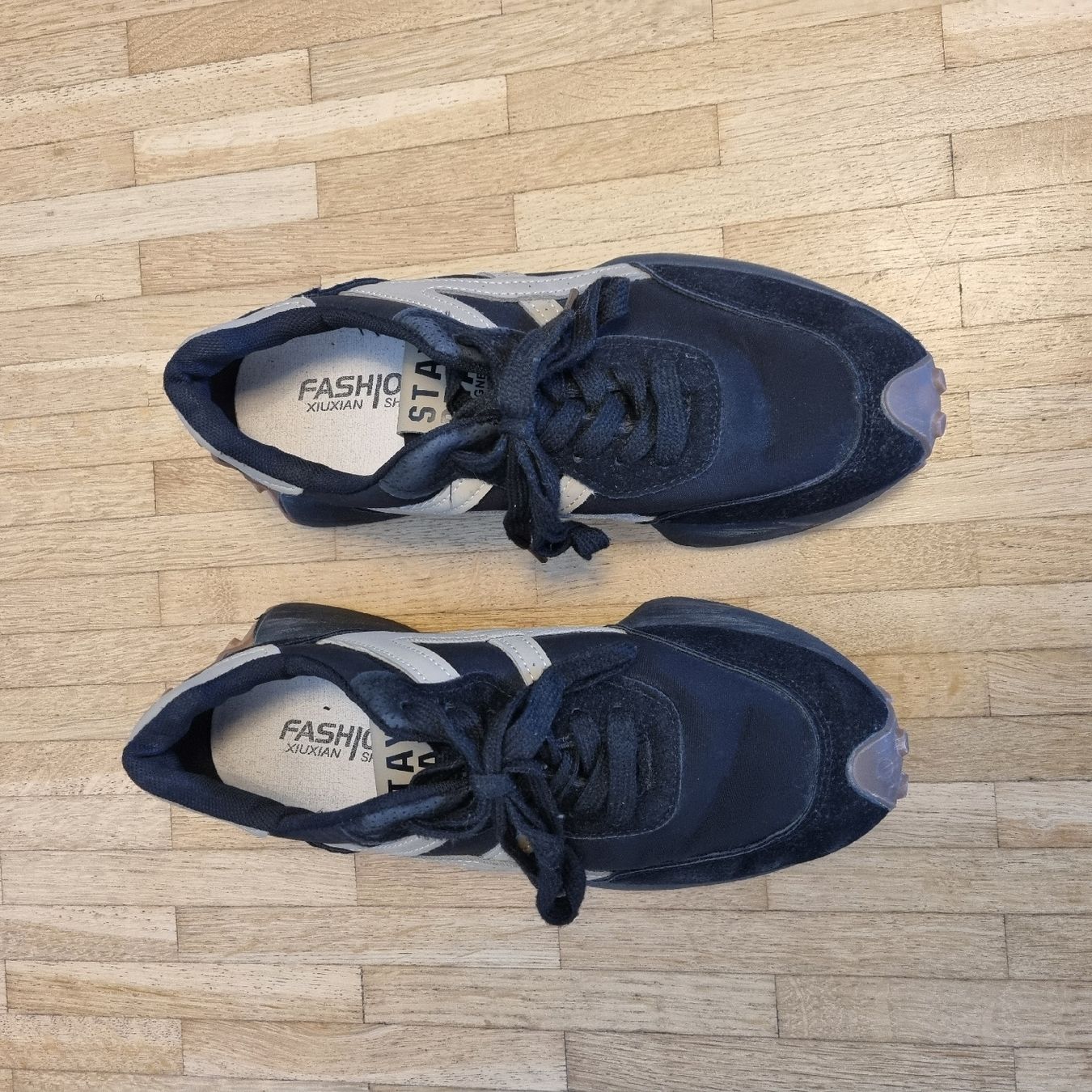 Scarpe da donna: Schuhe – Usato da Biel/Bienne venduto da Ressourceraum 1