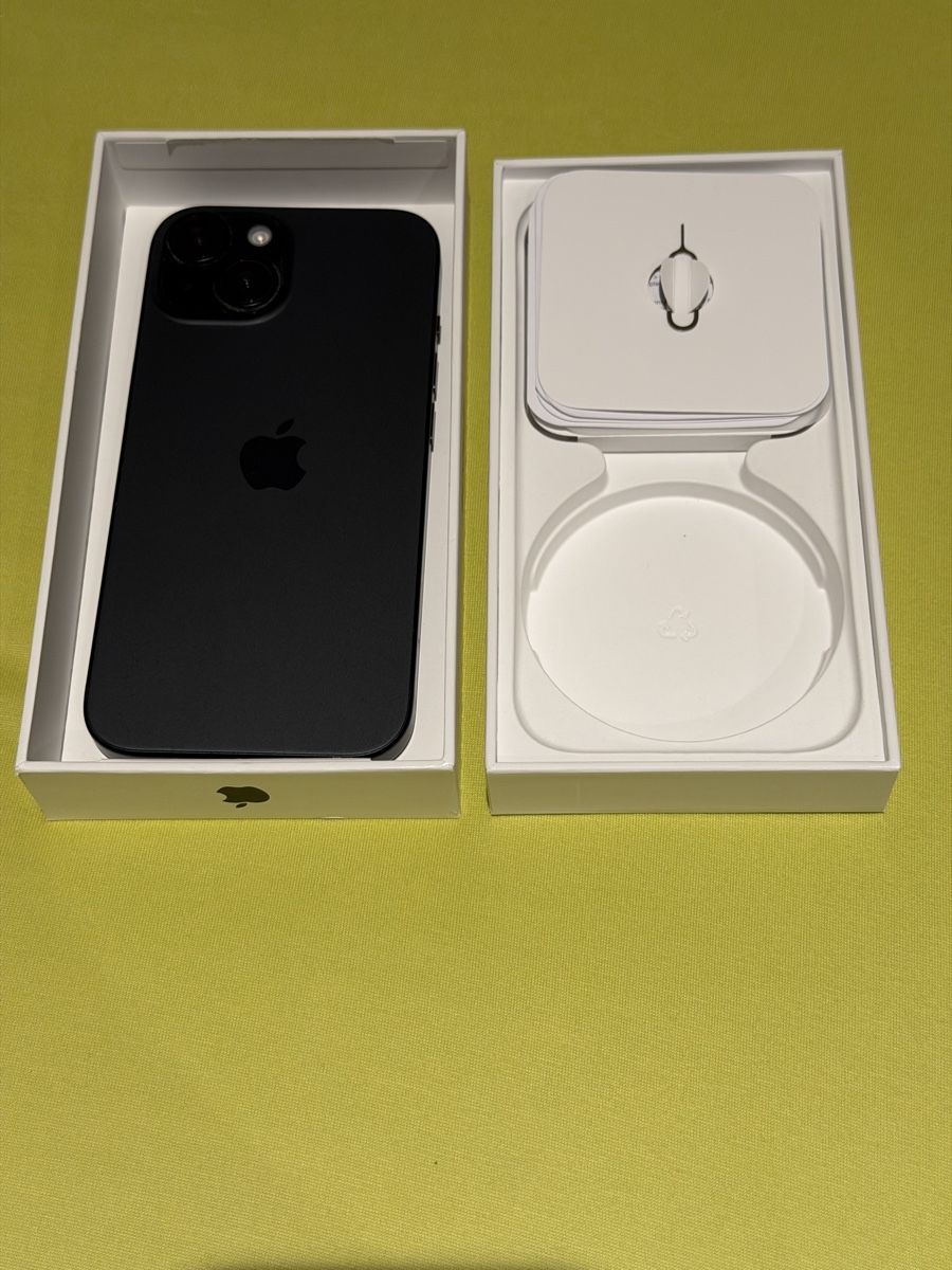 Apple Telefoni cellulari / Smartphones: Iphone 15 128gb – Usato da Azmoos venduto da lea_hv6j