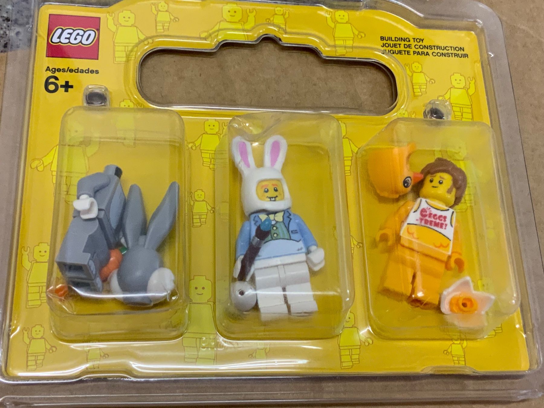 Lego Jeux de construction: Lego minifigur, Easter bunny, lego easter chicken – Neuf (Voir description) à Egg b. Zürich par SeriousPlayCH