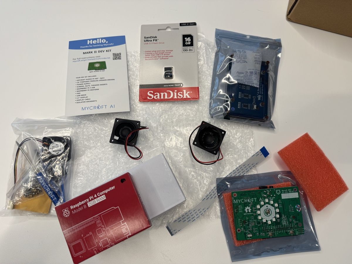 PC: MYCROFT AI Mark II Dev Kit – Nuovo (secondo la descrizione) da Crissier venduto da fil_6bs7 1