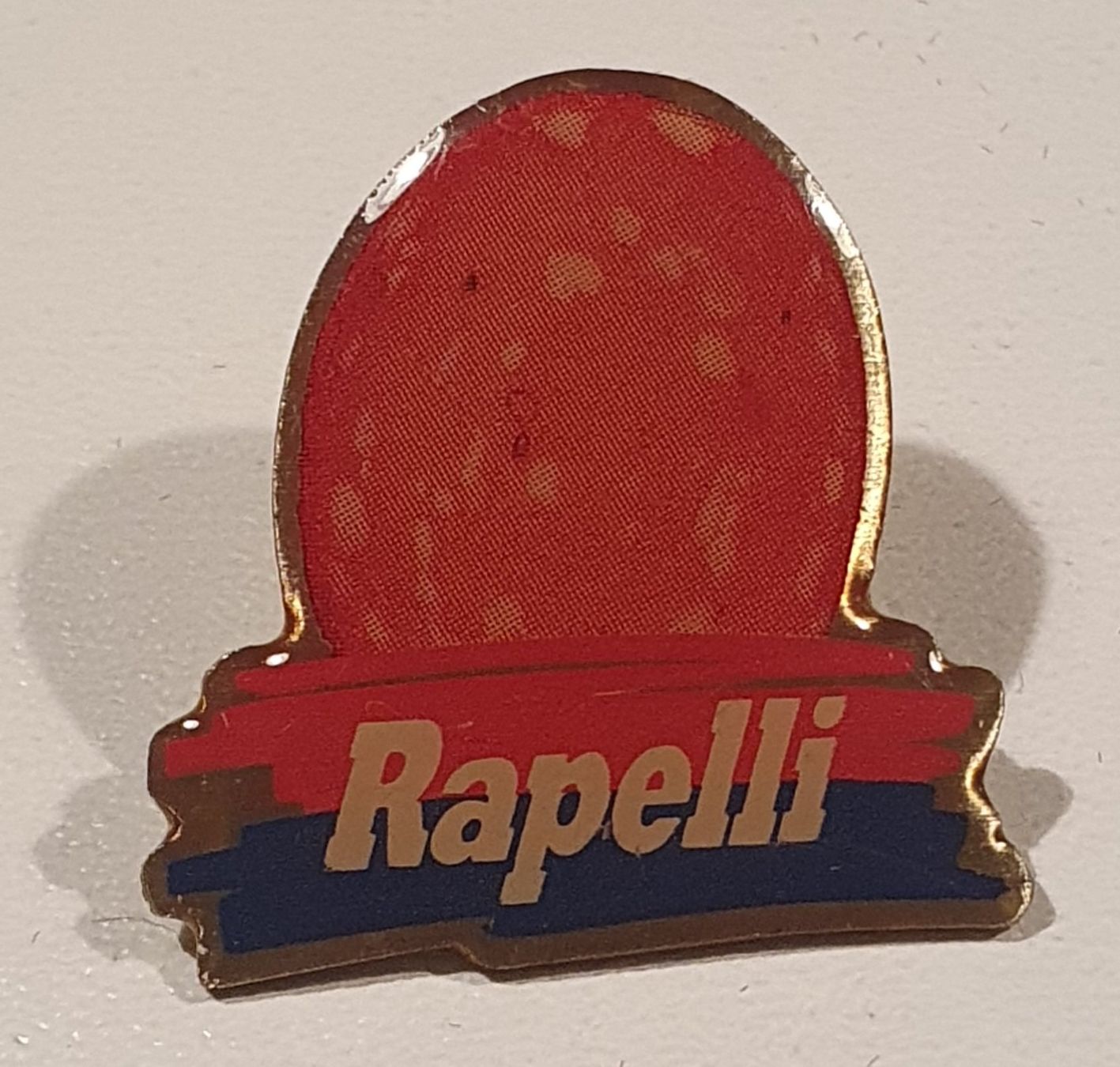 Plaketten & Abzeichen: Pin's Salami Rapelli – Gebraucht aus St-Barthélemy VD von titeuf5