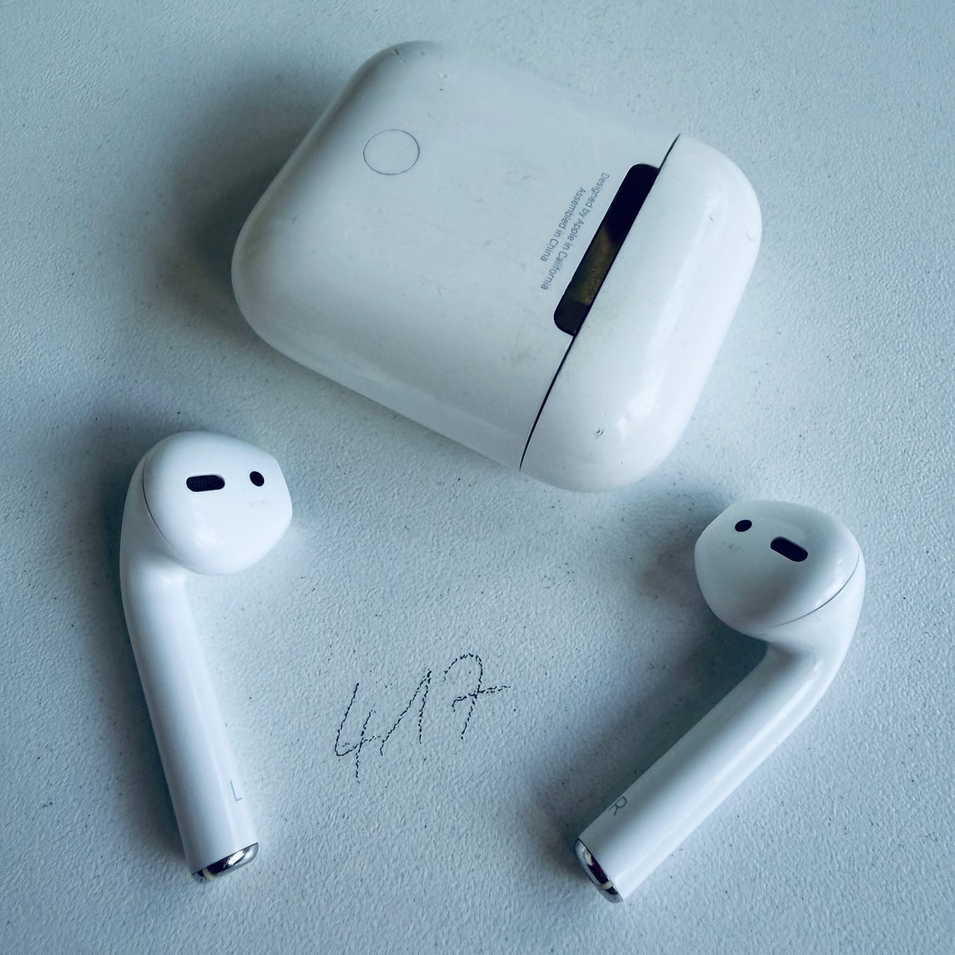 Apple Casques audio: Original Apple AirPods 2 Gen. Wireless Kopfhörer & Case – D'occasion à Basel par MY.AIRPODS.SHOP 3