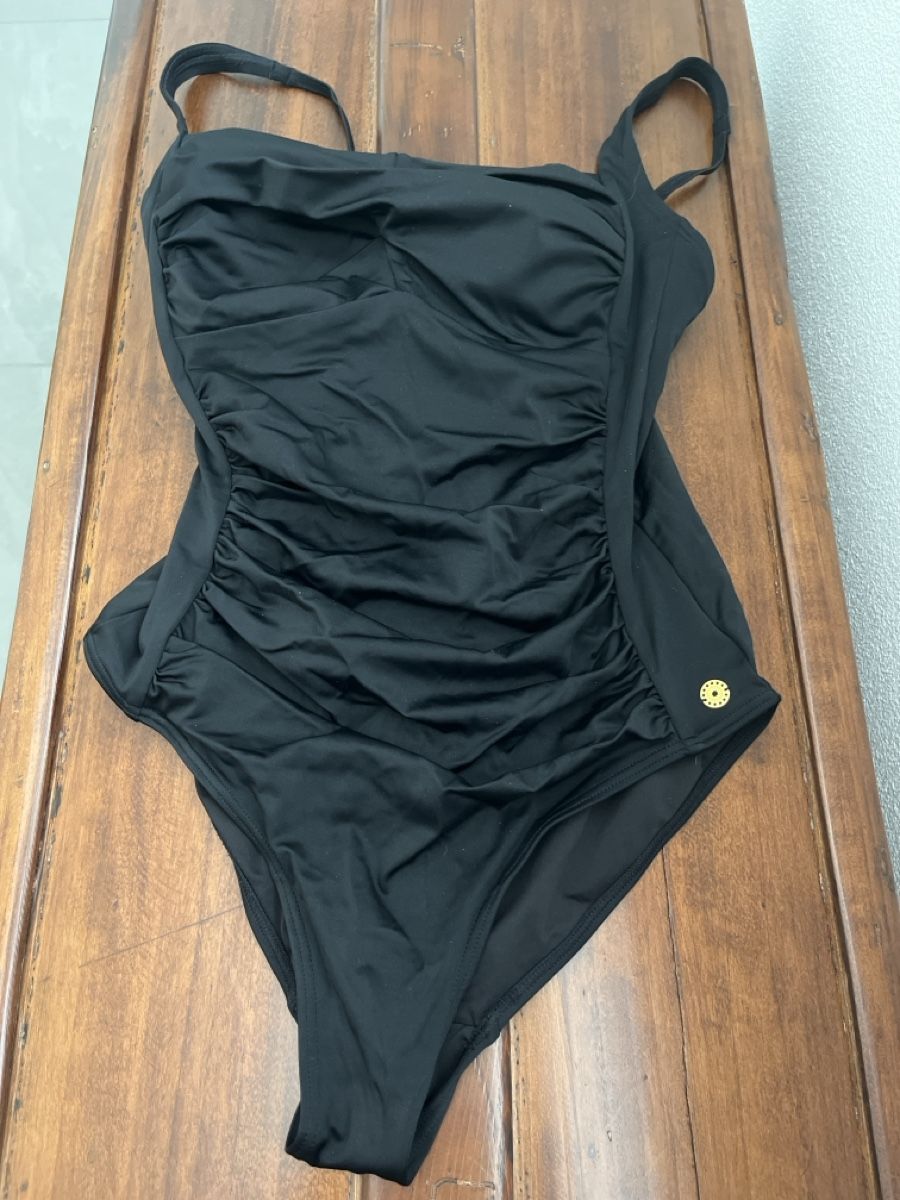 Badekleider & Bikinis: Costume da bagno tg 40 – Gebraucht aus Osogna von dan_8vzm